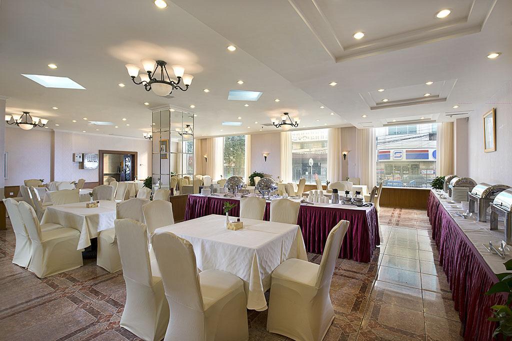 City Line Hotel